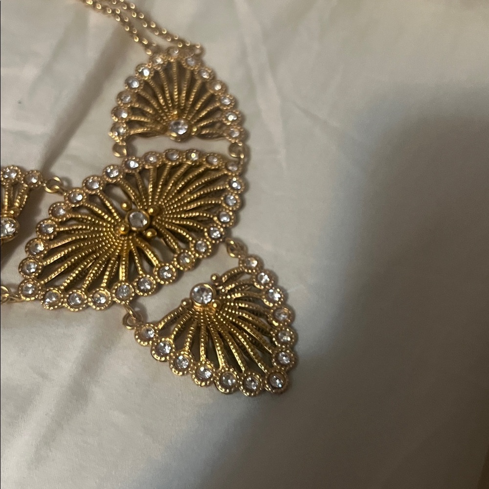 VSA Gold-Tone Huichol collection Necklace - Picture 5 of 6